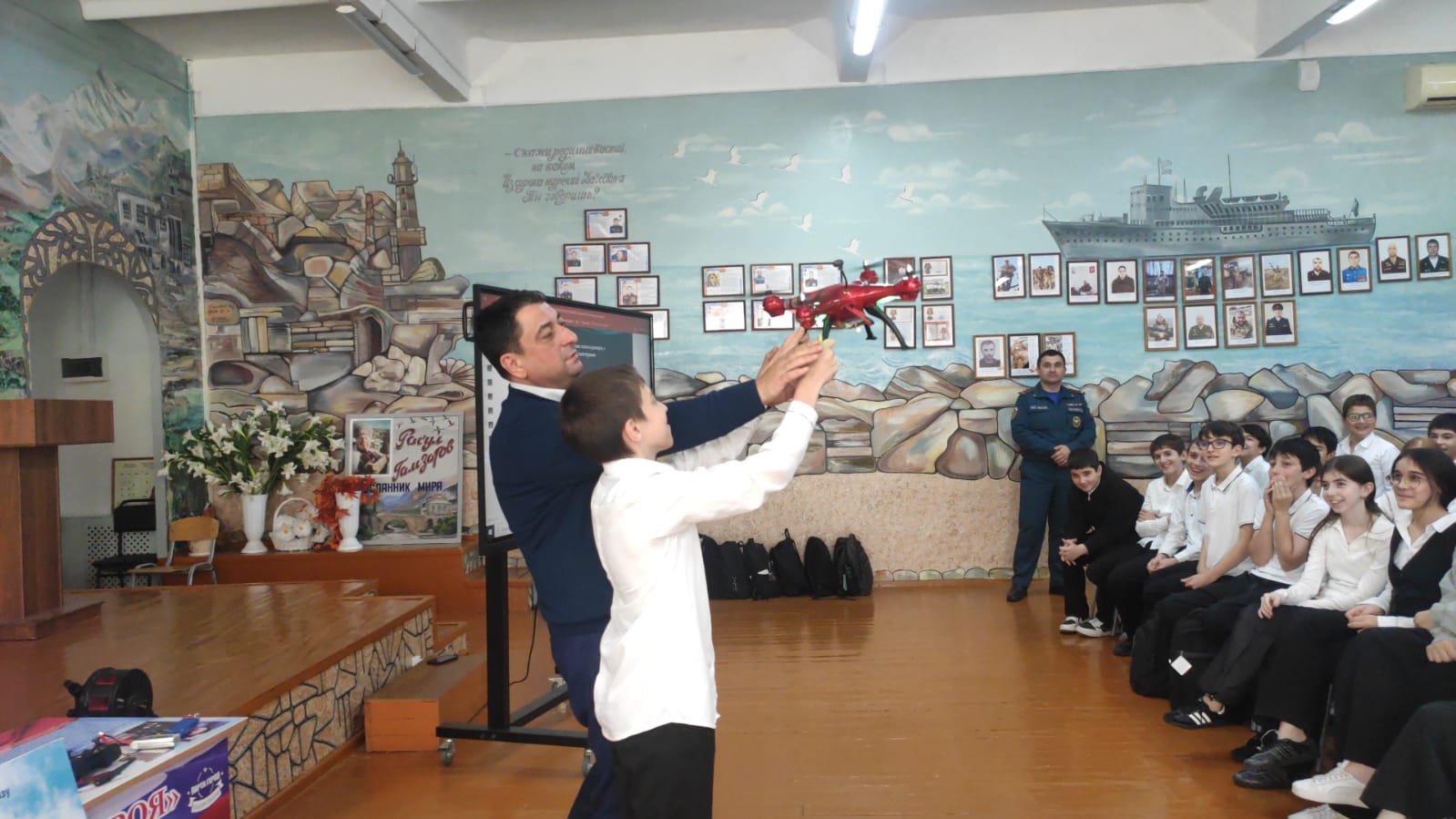 Специалисты  «УМЦ по ГО и ЧС» провели открытый урок по БПЛА